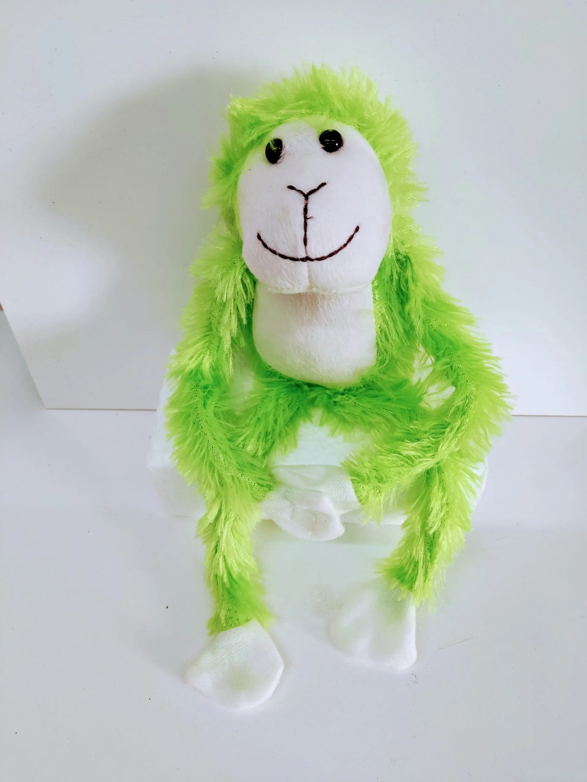Peluche Mono en 4 colores, Altura 33cm - Imagen 3