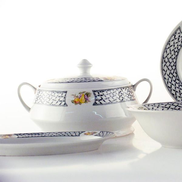 Juego de vajilla de porcelana blanca (56 piezas) Nordstrom, 24 platos llanos, 12 platos hondos, 12 platos de postre, 2 rabaneras, 1 salsera, 1 ensaladera, 3 fuentes - Imagen 4